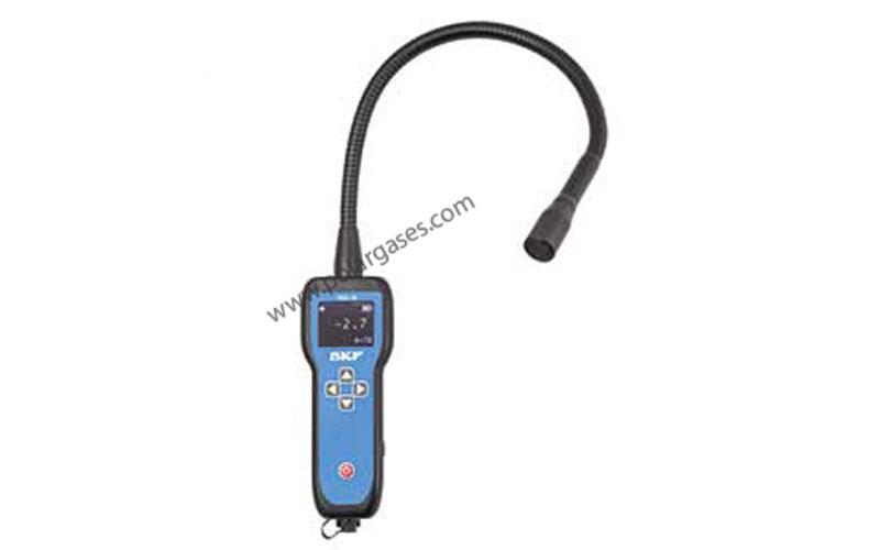 Electronic leak detector and calibrated leak test